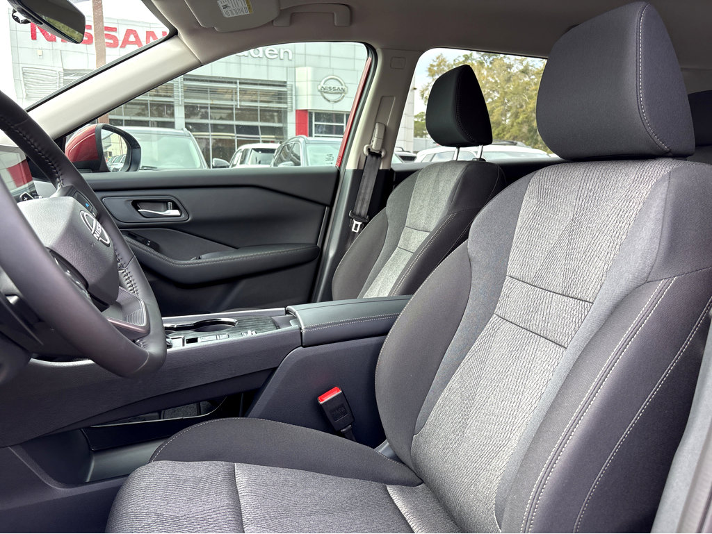 New 2026 Nissan Rogue Platinum AWD/4WD image 19
