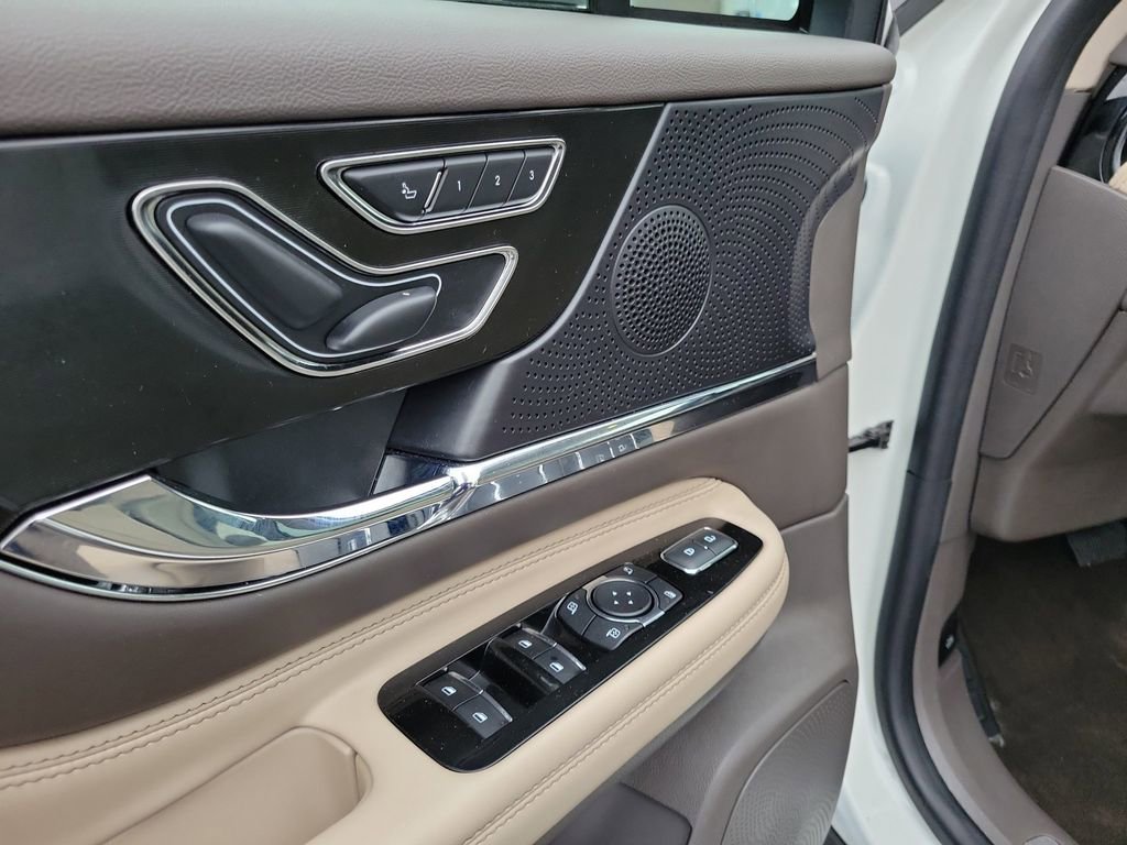 Certified 2024 Lincoln Corsair Grand Touring w/ Equipment Group 301A image 19