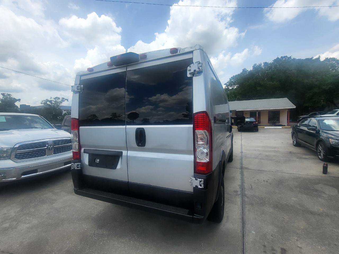 Used 2017 RAM ProMaster 1500 w/ Interior Convenience Group FWD image 25