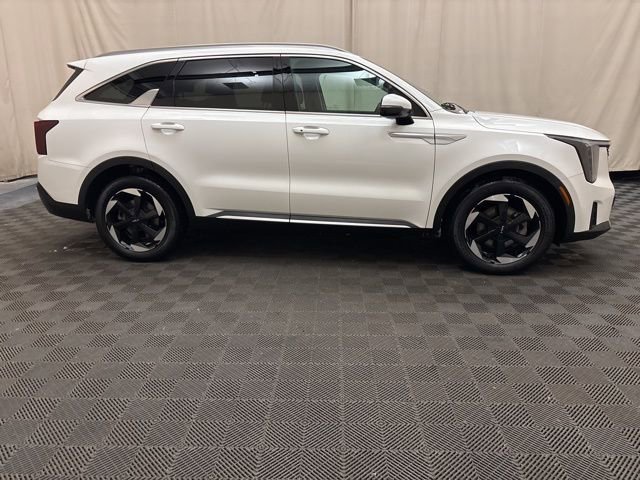 Used 2025 Kia Sorento EX image 5