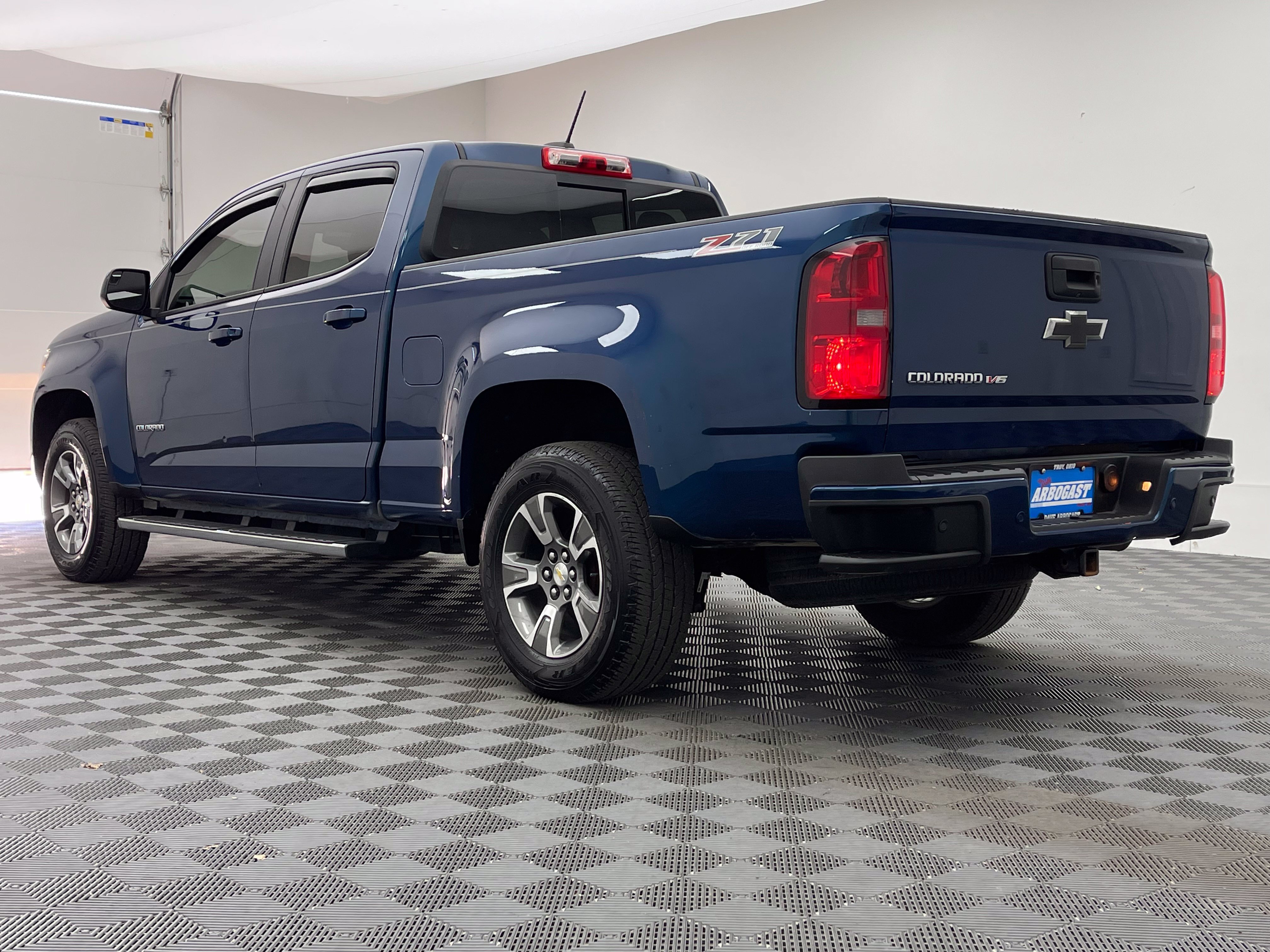 Used 2019 Chevrolet Colorado Z71 AWD/4WD image 10
