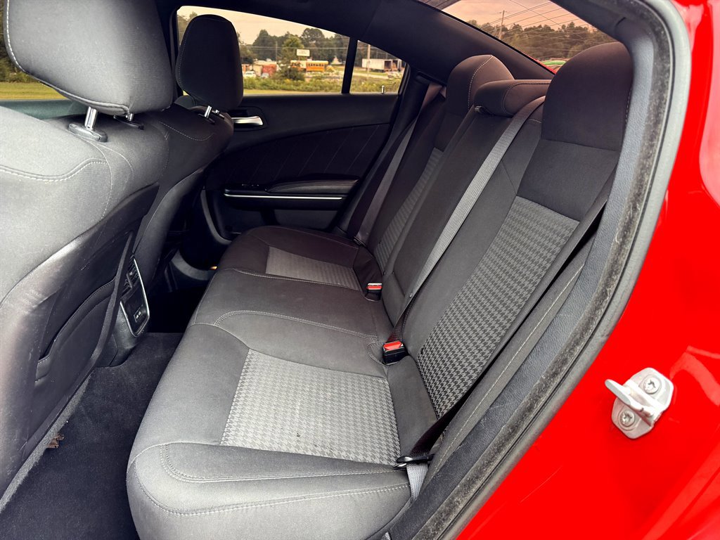 Used 2019 Dodge Charger R/T image 3