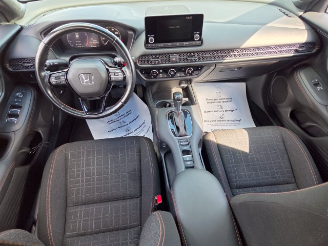 Used 2025 Honda HR-V Sport image 9