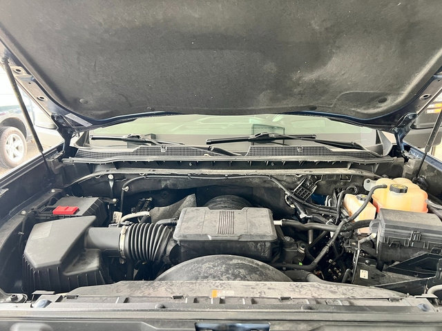 Used 2022 Chevrolet Silverado 2500 High Country w/ Technology Package image 4