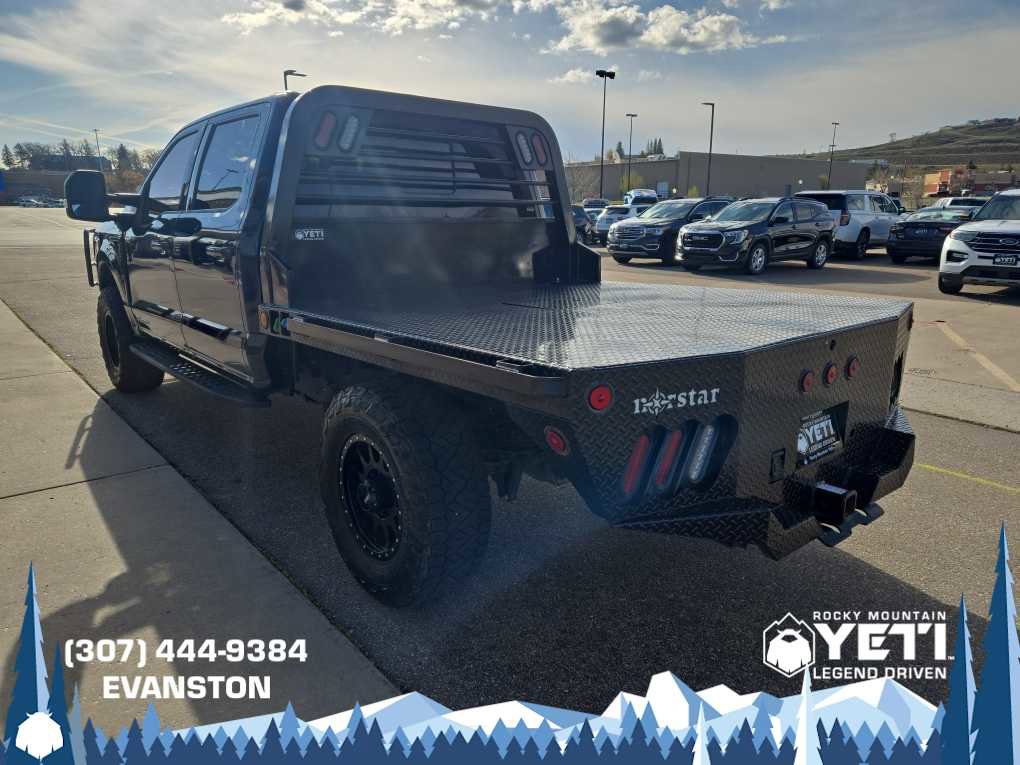 Used 2024 Ford F350 XLT w/ Black Appearance Package image 6