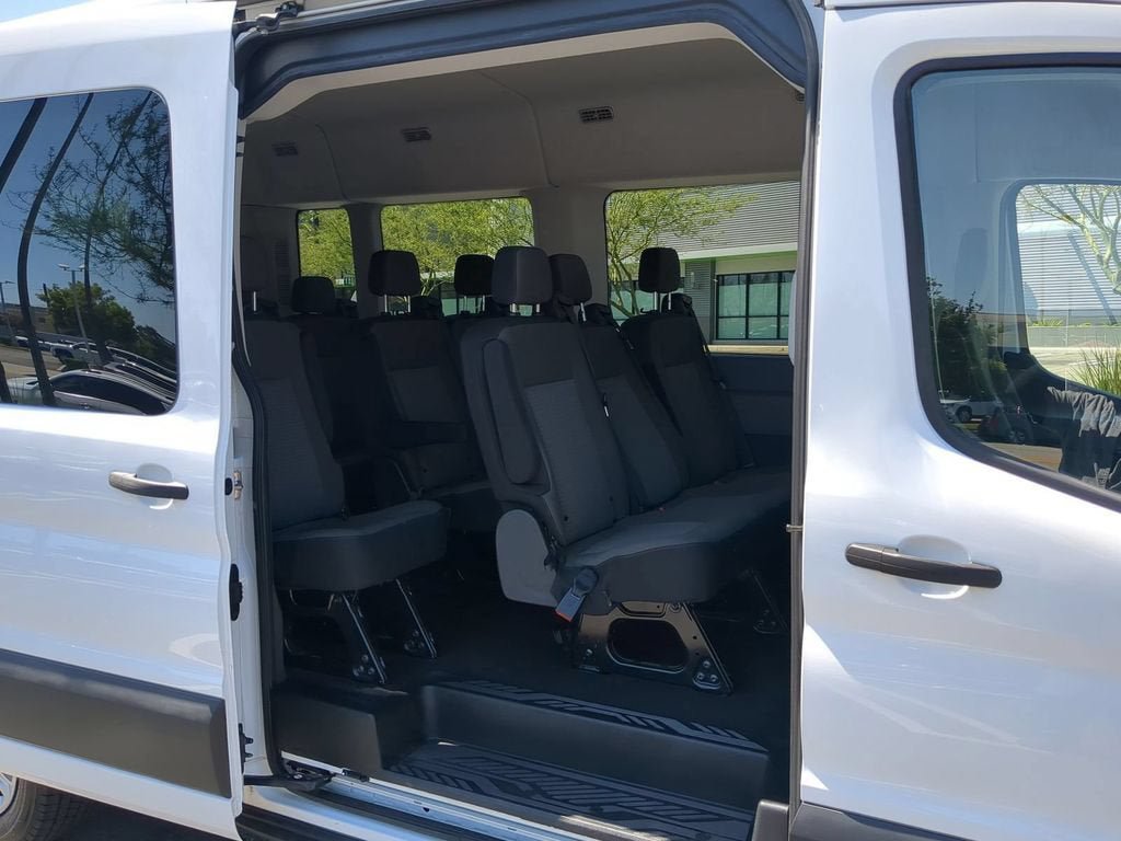 Used 2024 Ford Transit 350 XLT RWD image 27