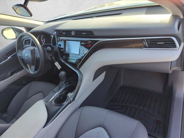 Used 2018 Toyota Camry LE FWD image 24