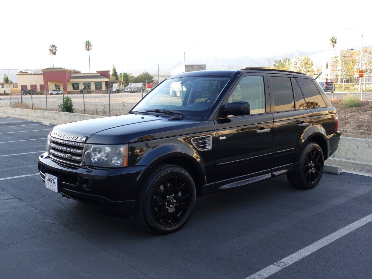Used 2009 Land Rover Range Rover Sport HSE AWD/4WD image 24