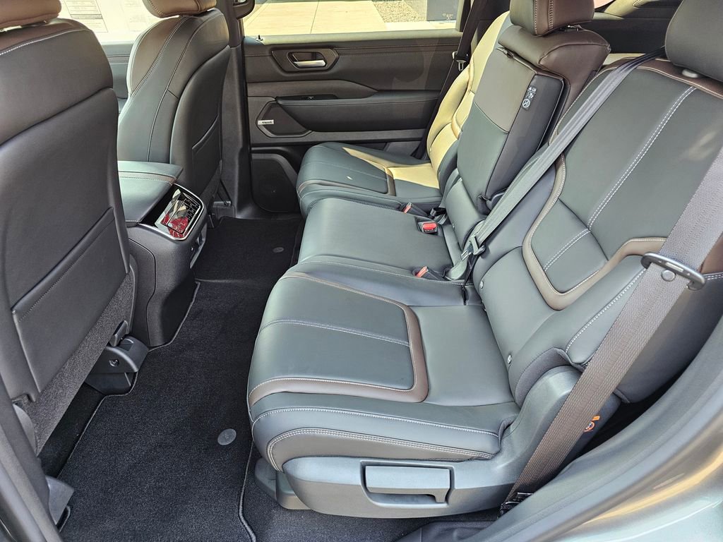 New 2026 Nissan Armada SL image 6