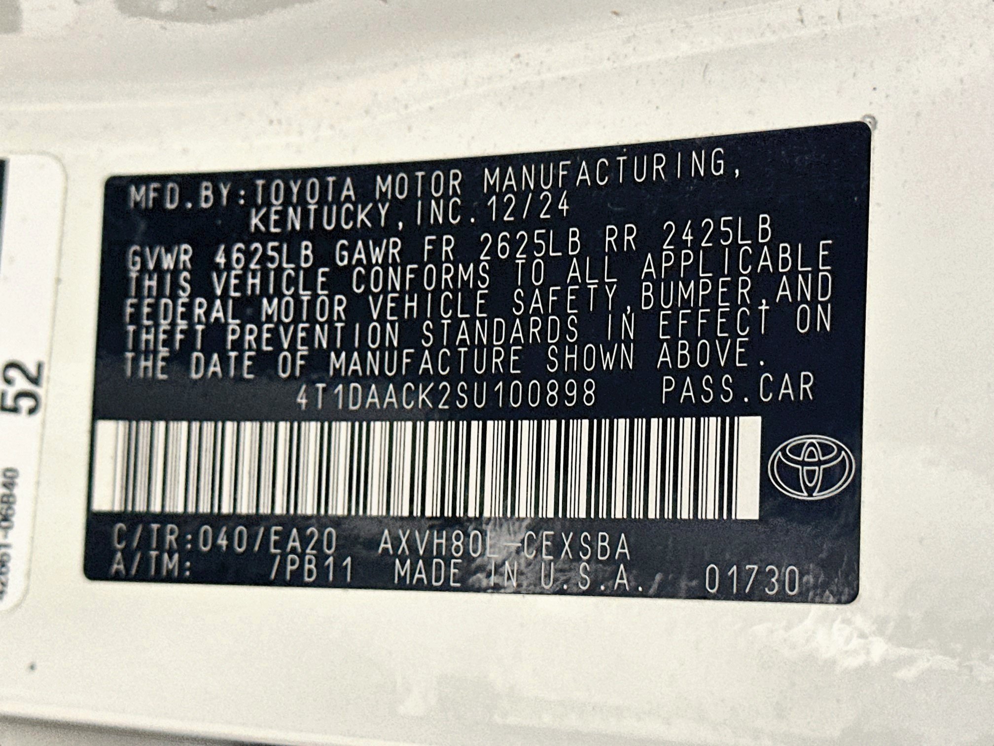 Used 2025 Toyota Camry SE FWD image 12