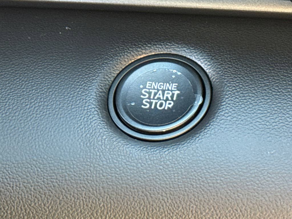 New 2025 Hyundai Elantra Sport image 33