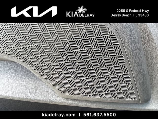 New 2026 Kia Carnival SX image 18