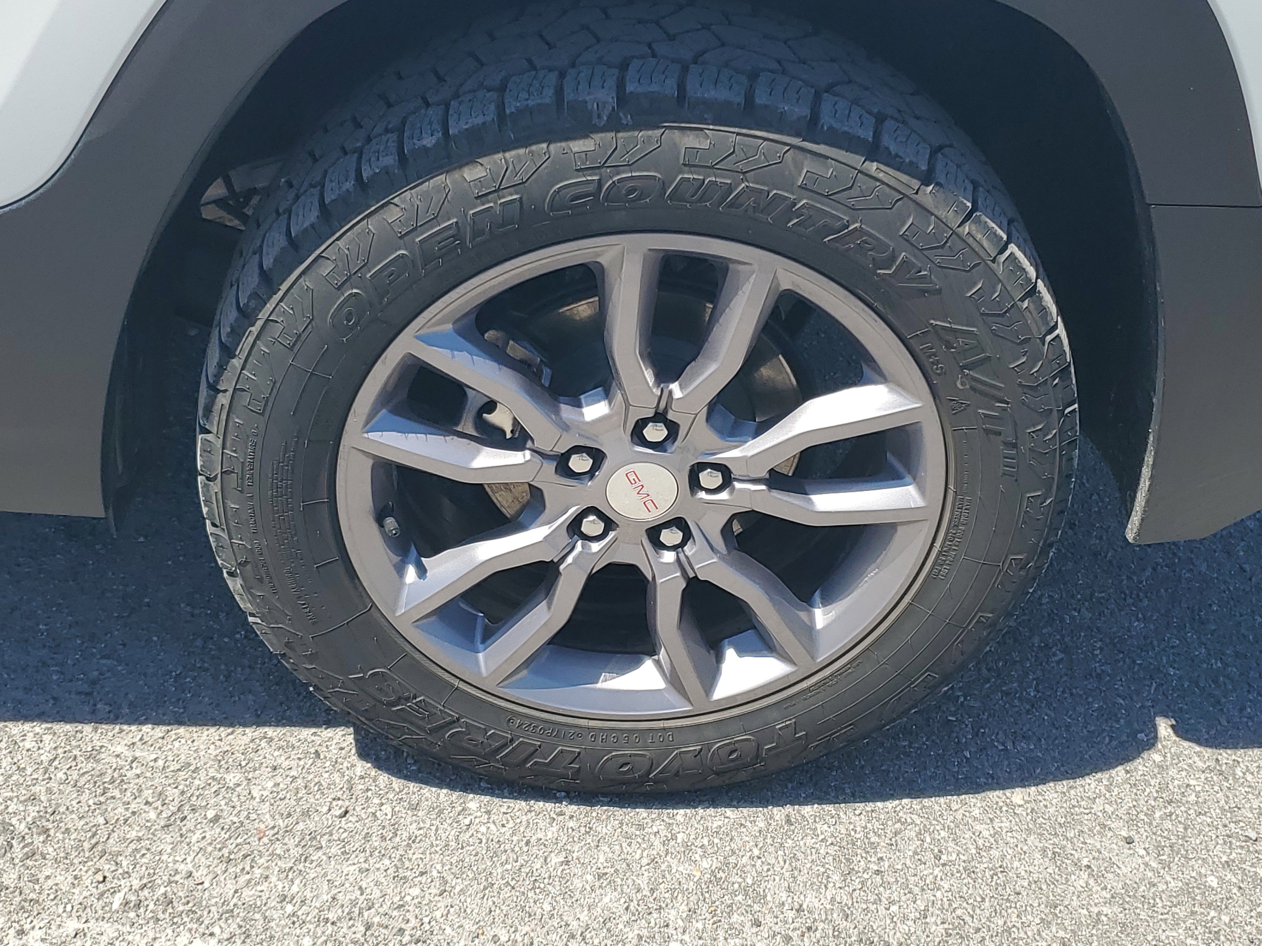 Used 2023 GMC Terrain SLT AWD/4WD image 7