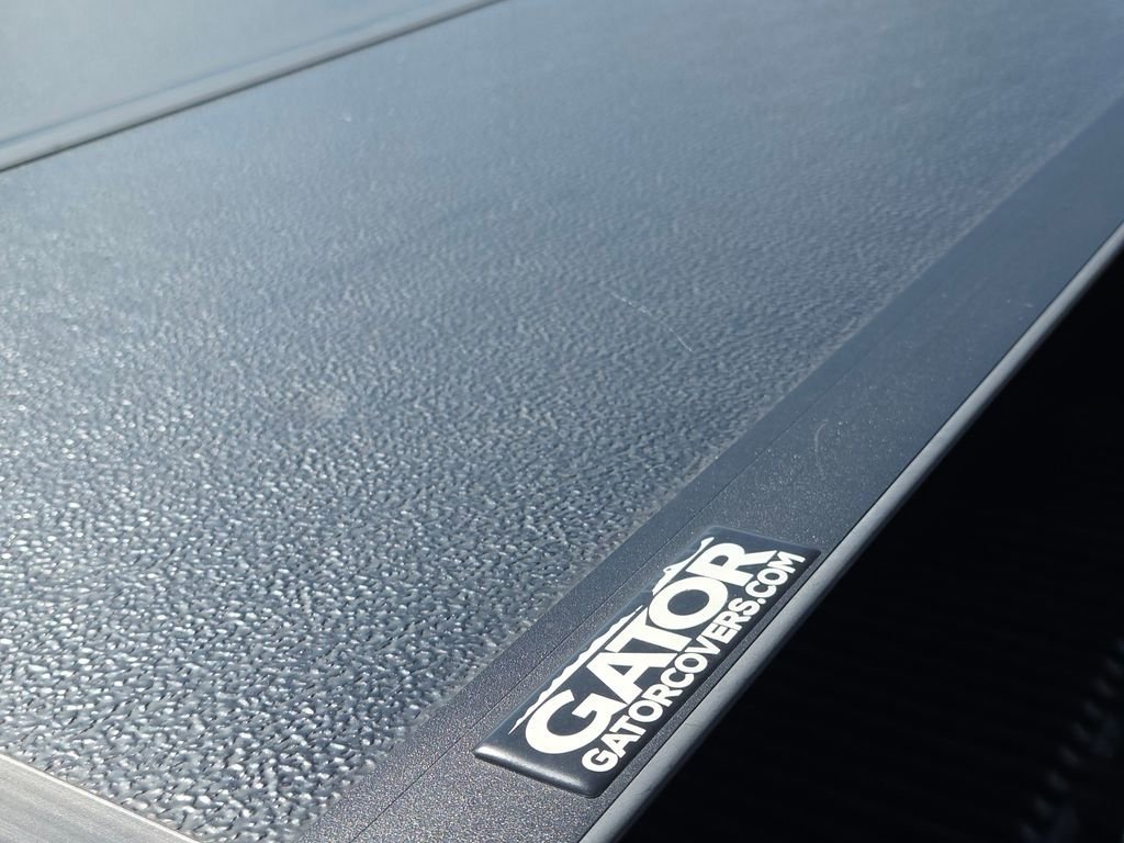 Used 2018 GMC Canyon SLT w/ Trailering Package image 31