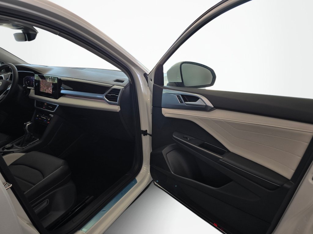 New 2026 Volkswagen Taos SEL AWD/4WD image 41
