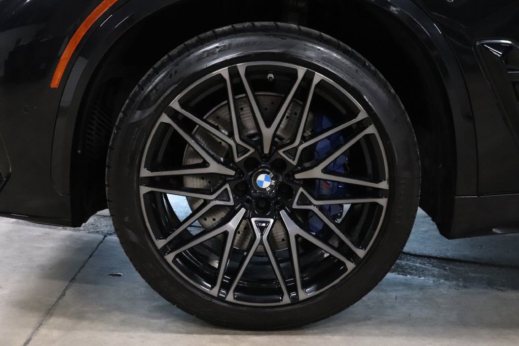 Used 2021 BMW X5 M w/ Competition Package image 39