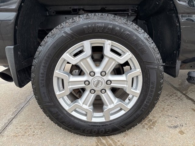 Used 2017 Nissan Titan SV image 51