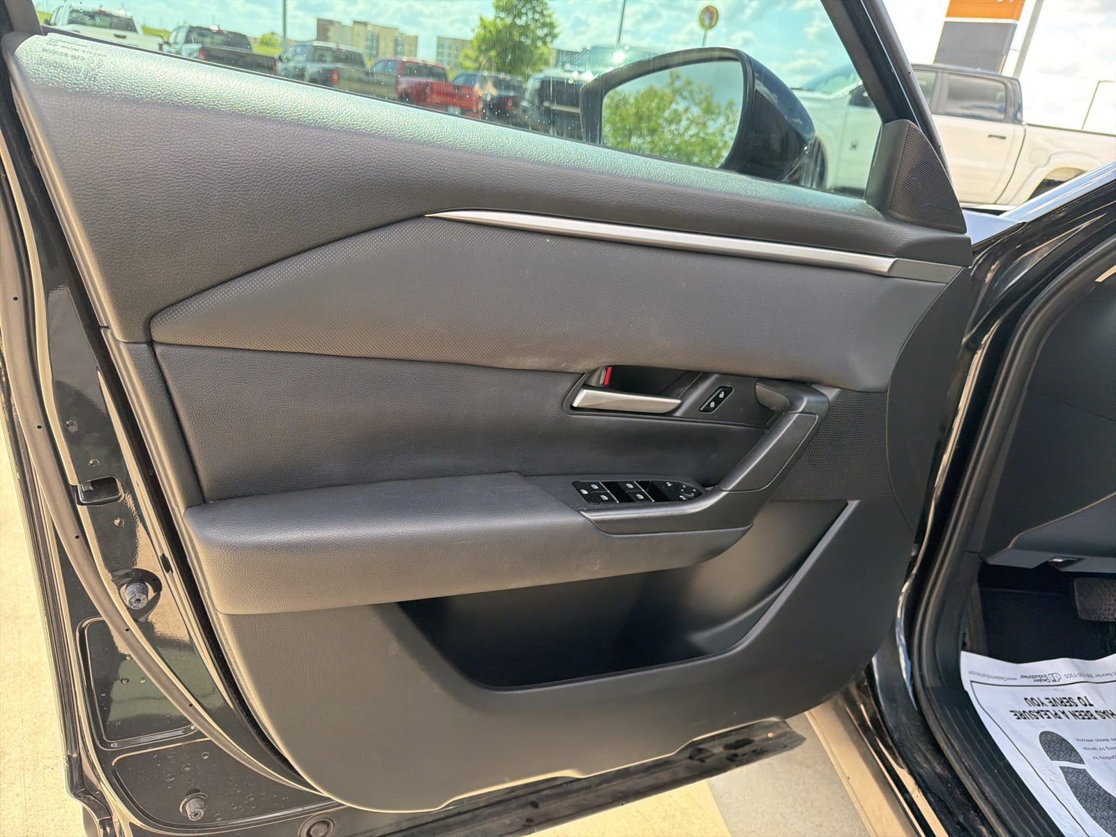 Used 2023 MAZDA CX-50 2.5 S w/ Cargo Package image 9