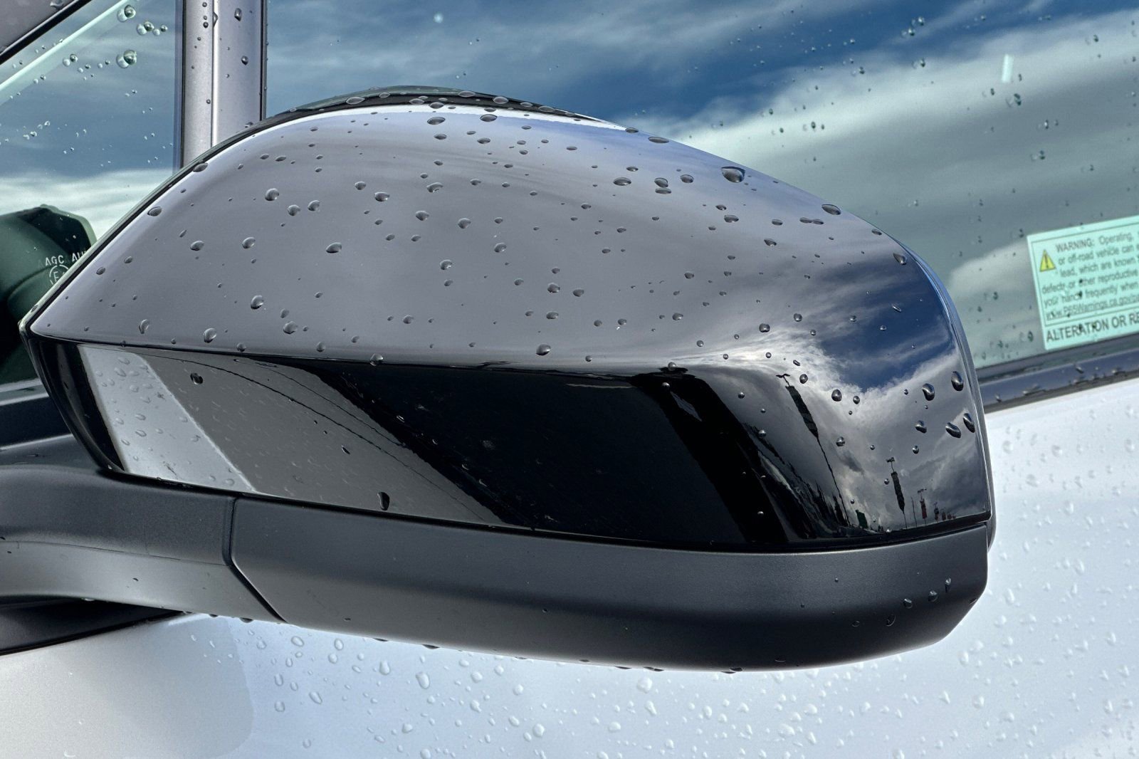 Used 2025 Subaru Solterra Premium w/ Premium Convenience Package image 54