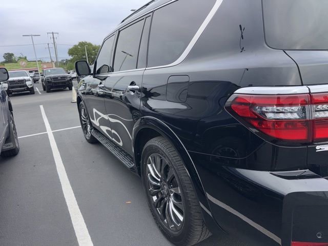 Used 2023 Nissan Armada Platinum w/ Captain's Chairs Package image 5