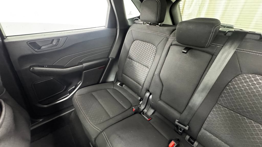 Used 2024 Ford Escape Active AWD/4WD image 14