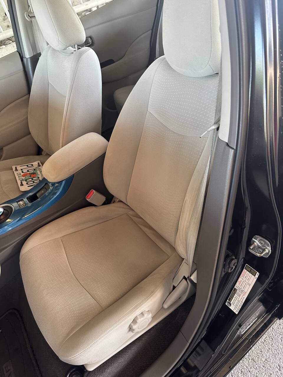 Used 2011 Nissan Leaf SL w/ Eco Design Pkg image 16