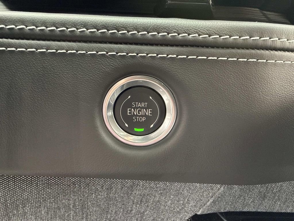 New 2026 Cadillac Escalade V image 29