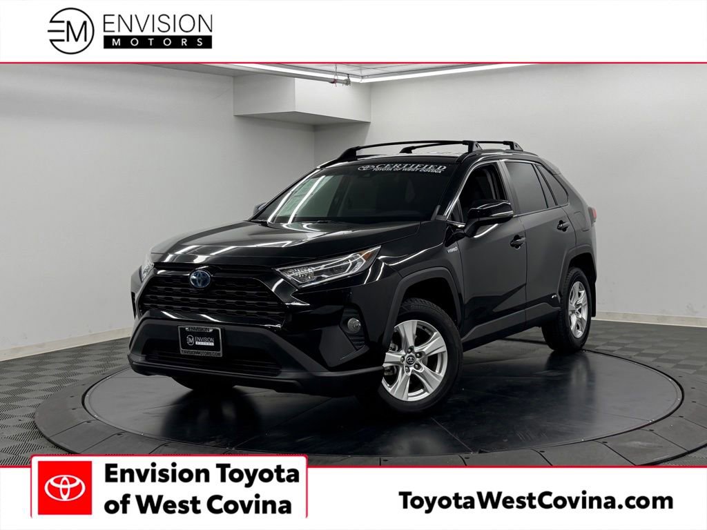 Used 2020 Toyota RAV4 XLE w/ Carpet Mat Package