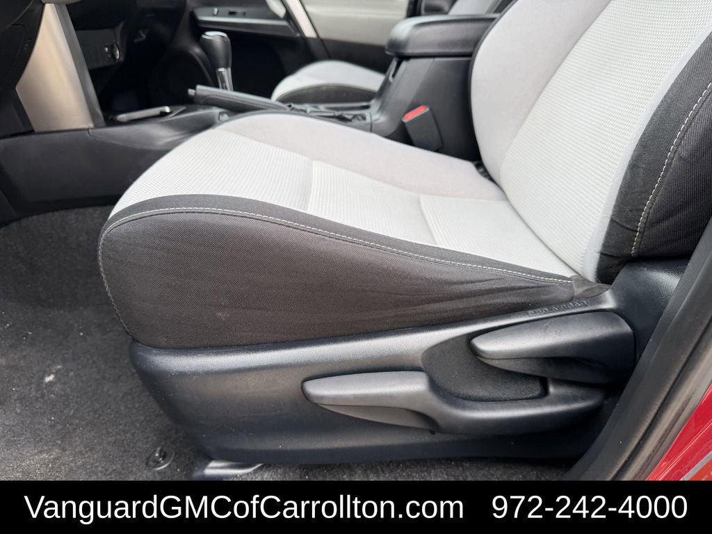 Used 2018 Toyota RAV4 XLE w/ Plus Extra Value Package FWD image 27