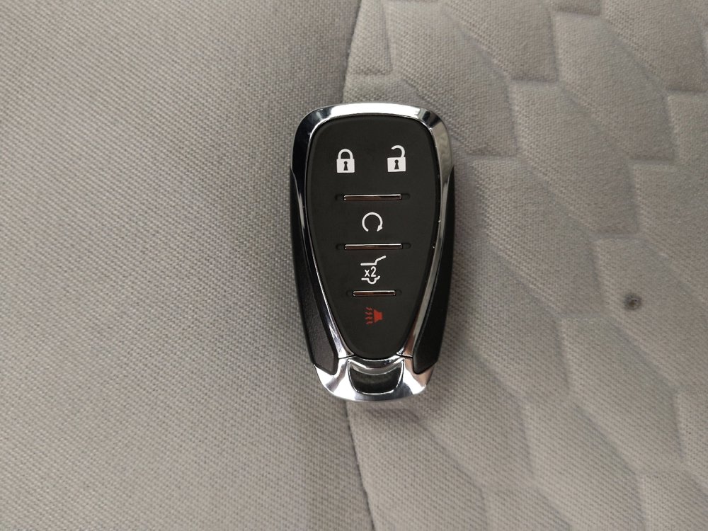Used 2018 Chevrolet Equinox LT image 32