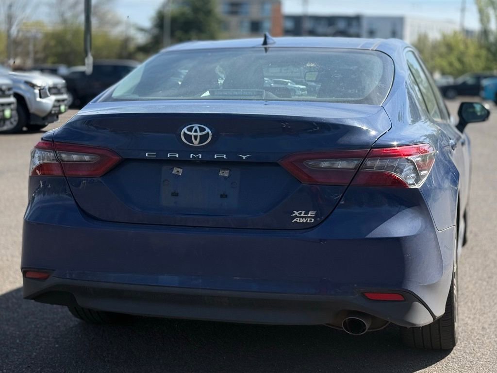 Used 2024 Toyota Camry XLE w/ Cold Weather Package image 5