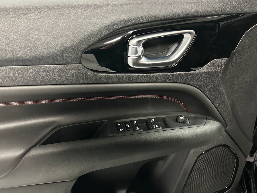 New 2026 Jeep Compass Trailhawk AWD/4WD image 12