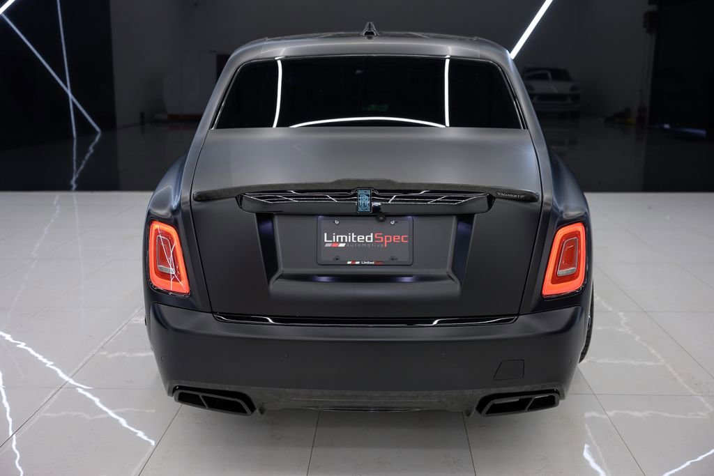 Used 2023 Rolls-Royce Phantom Sedan image 21