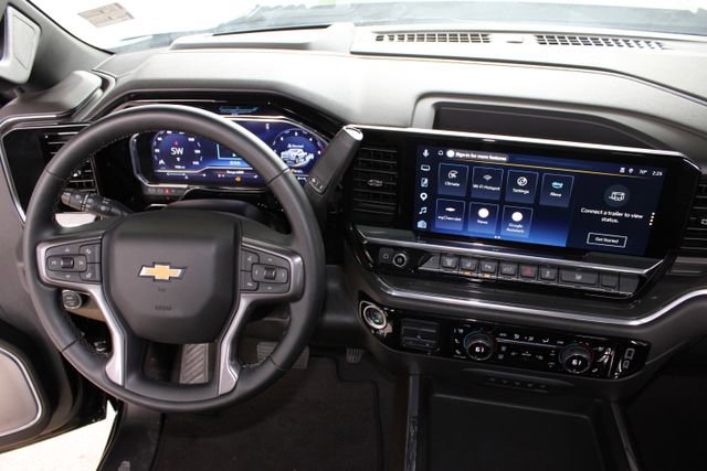 Used 2025 Chevrolet Silverado 3500 High Country w/ Technology Package image 29