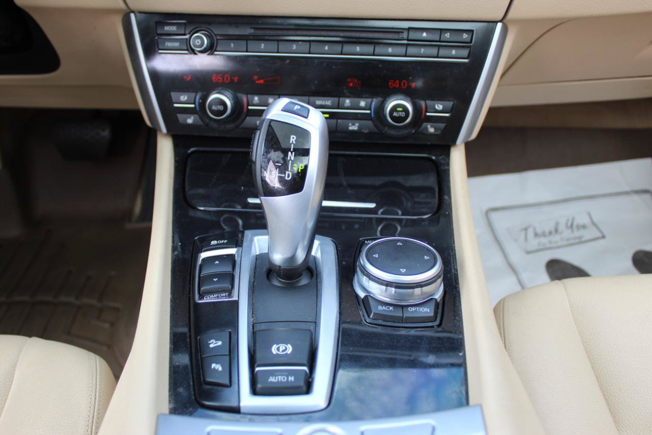 Used 2016 BMW 535i Gran Turismo xDrive AWD/4WD image 30