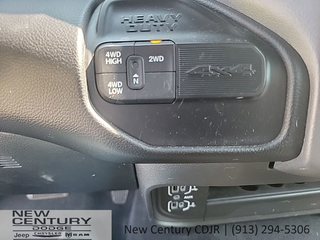 Used 2024 RAM 2500 Big Horn AWD/4WD image 16