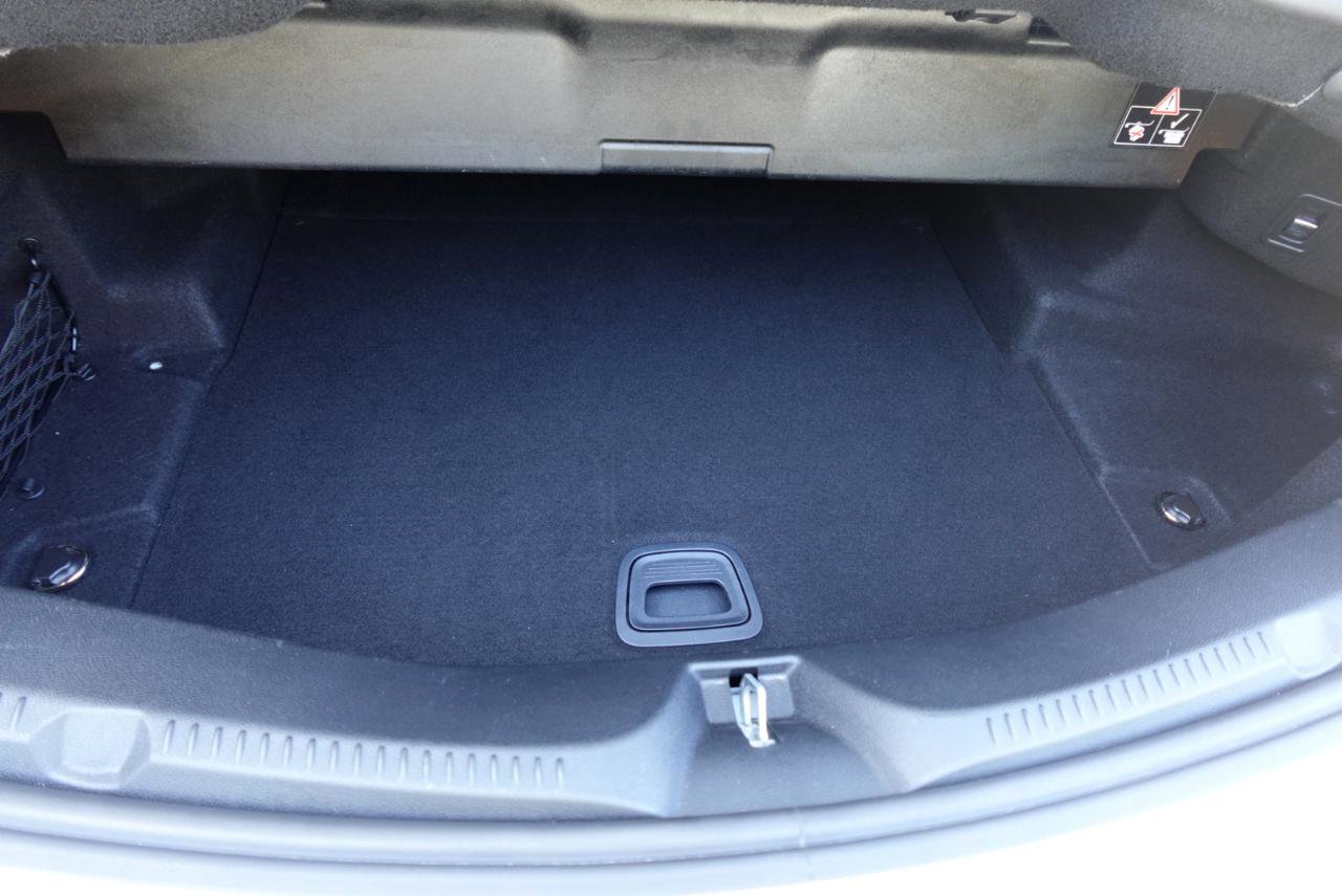 Used 2020 Mercedes-Benz E 450 4MATIC Cabriolet w/ AMG Line image 21