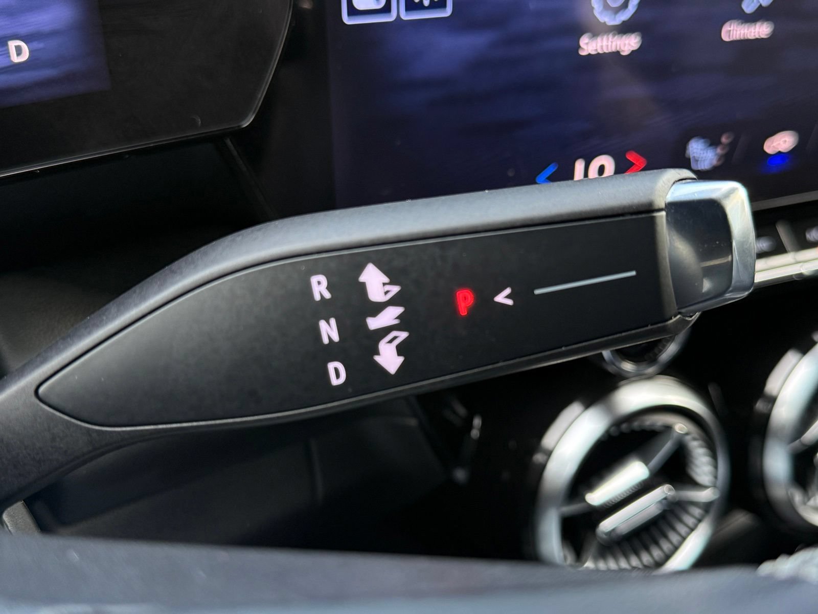 Used 2024 Chevrolet Blazer EV LT AWD/4WD image 29