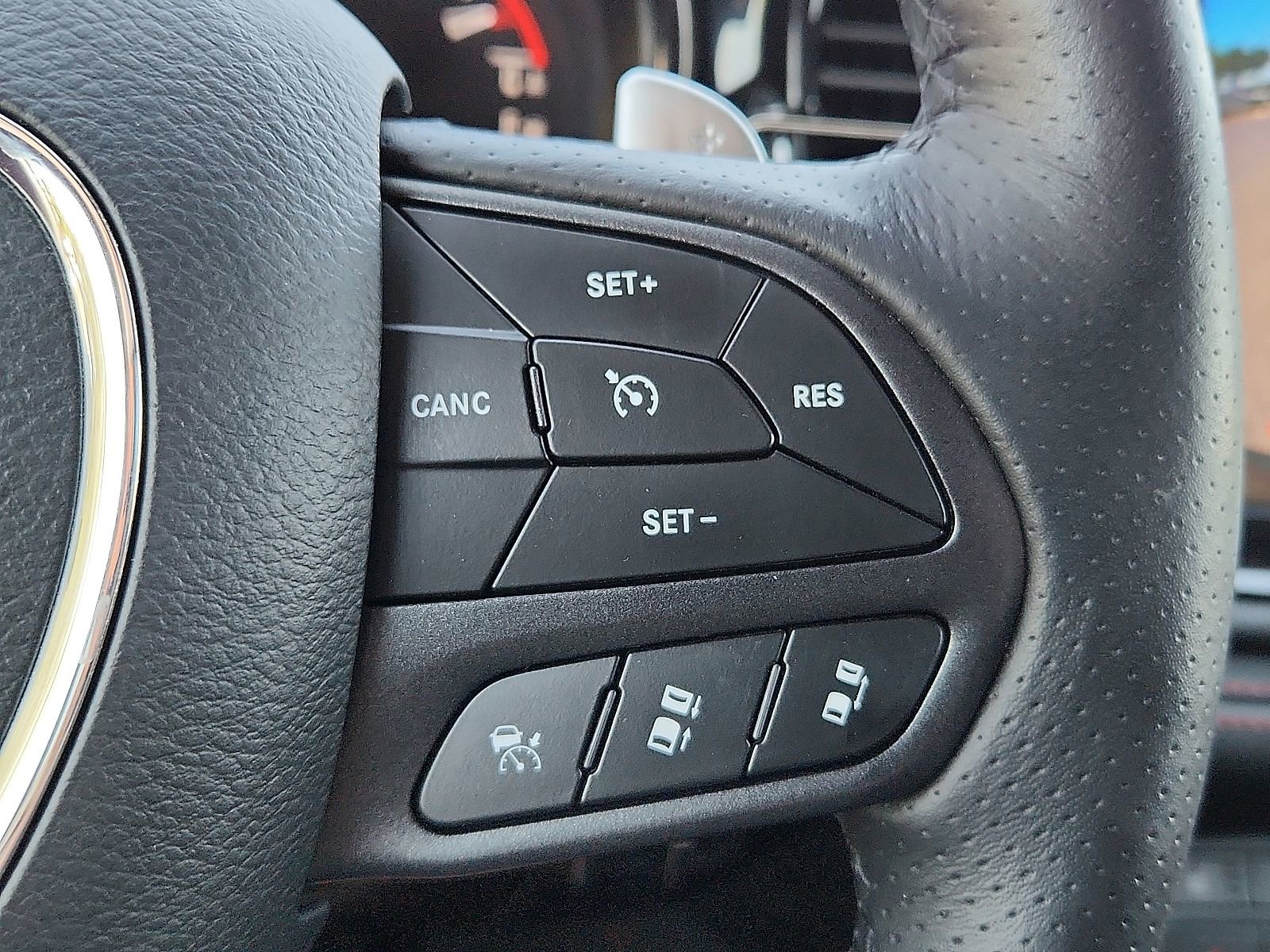 Used 2025 Dodge Durango GT image 17