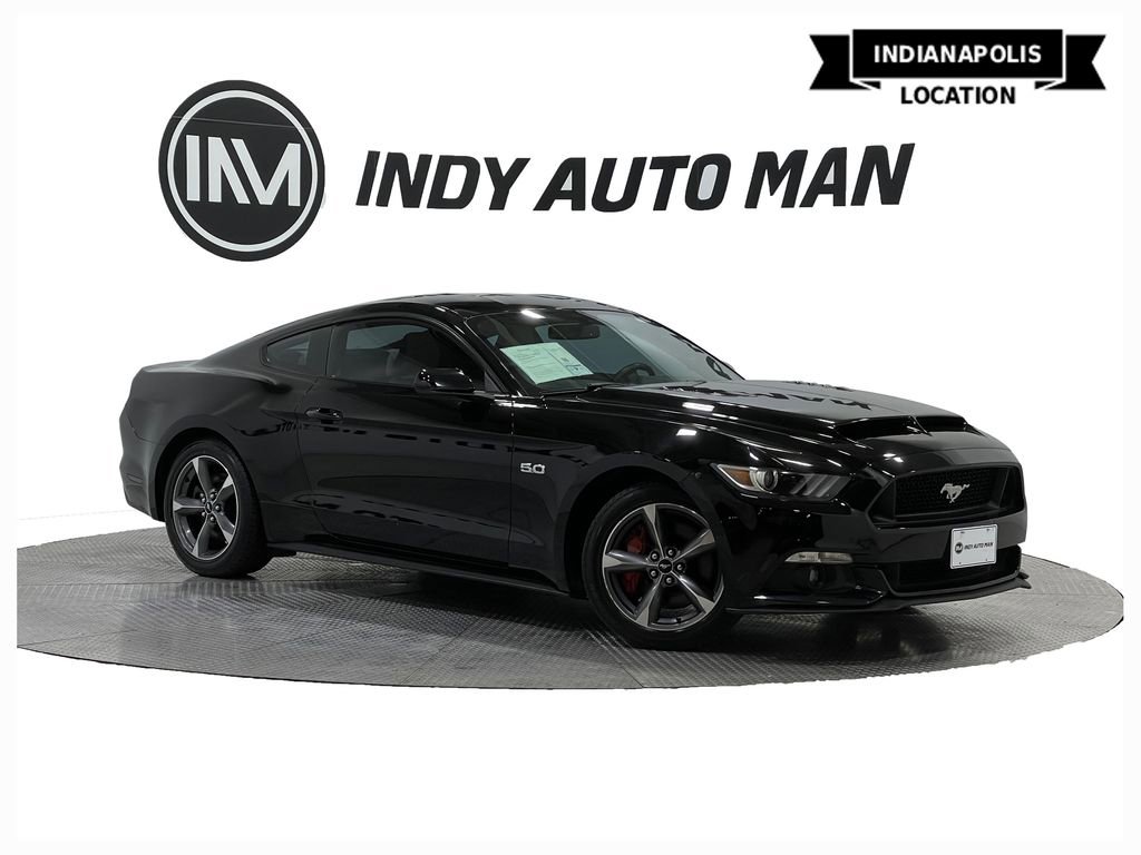 Used 2015 Ford Mustang GT image 1