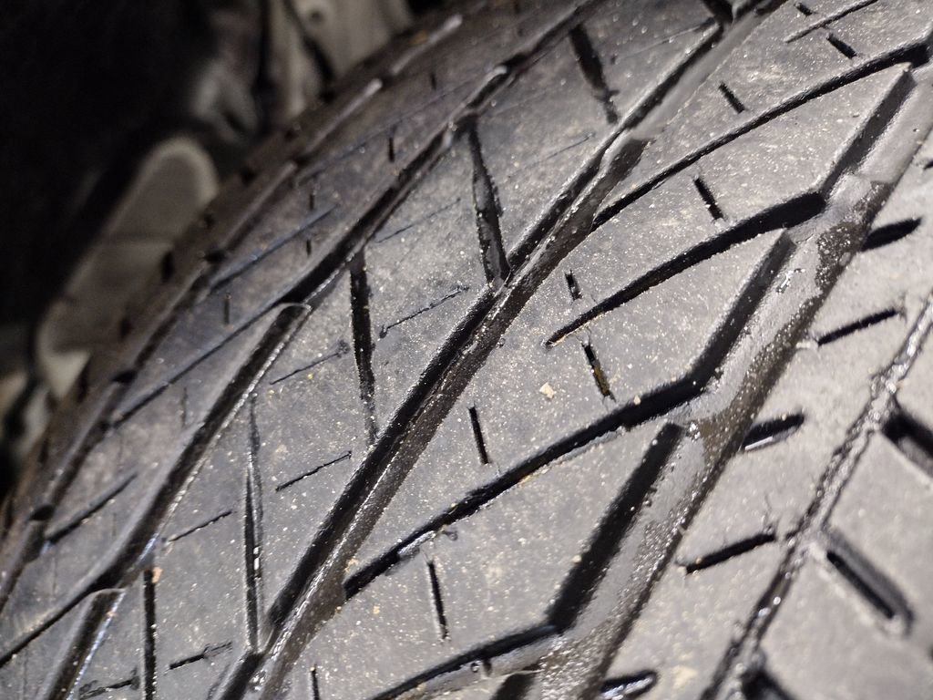 Used 2023 Toyota Camry SE image 6