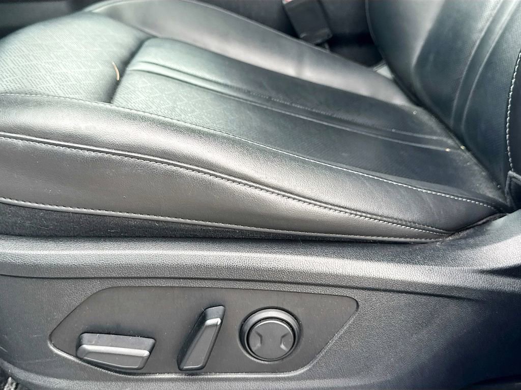 Certified 2023 Kia Sorento SX AWD/4WD image 18