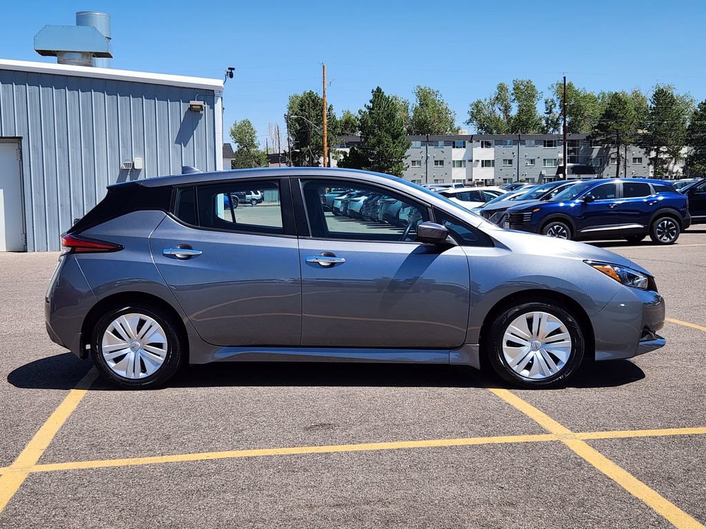 Certified 2025 Nissan Leaf S FWD image 4