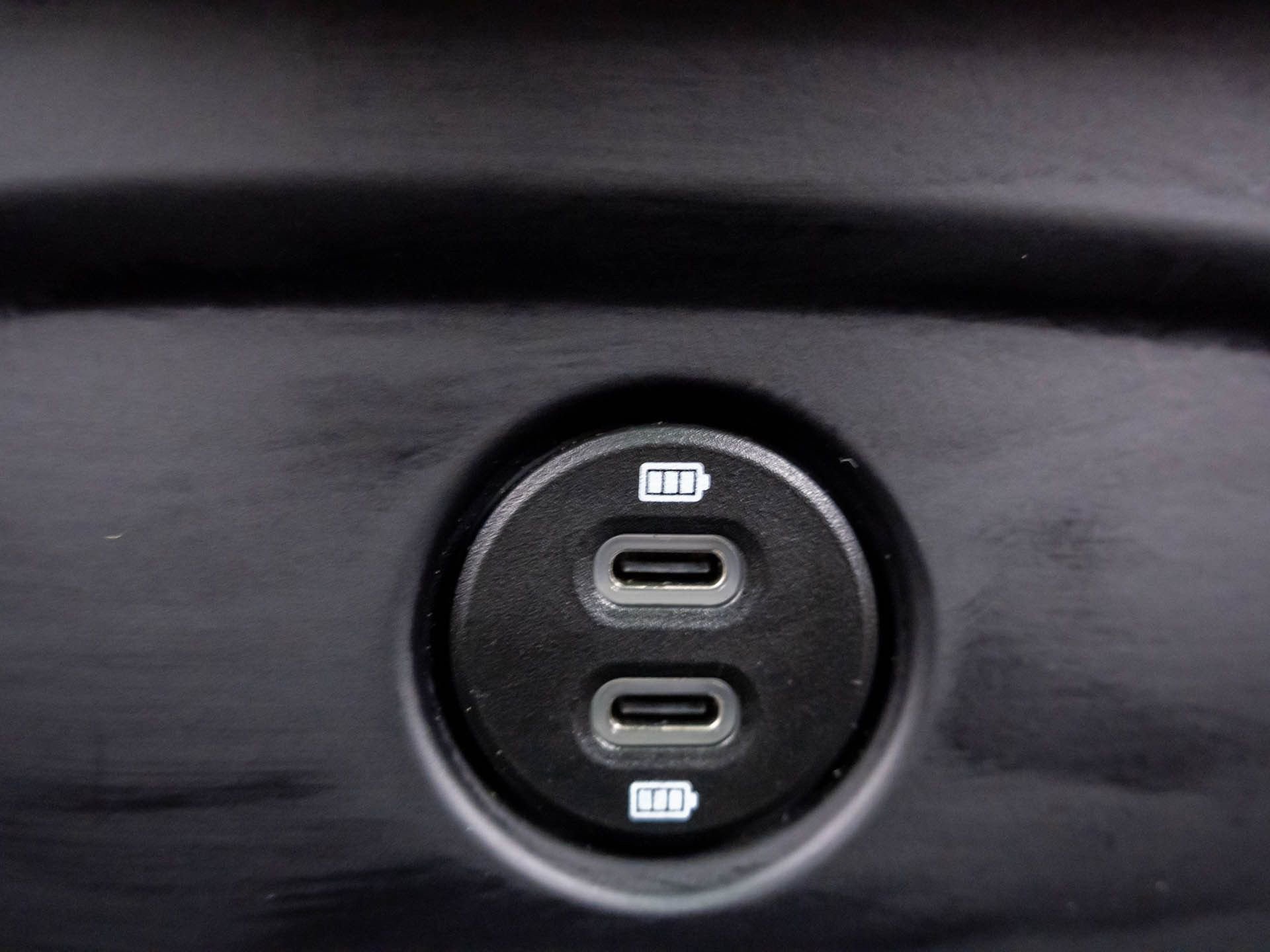 Certified 2021 Porsche Macan Turbo image 20