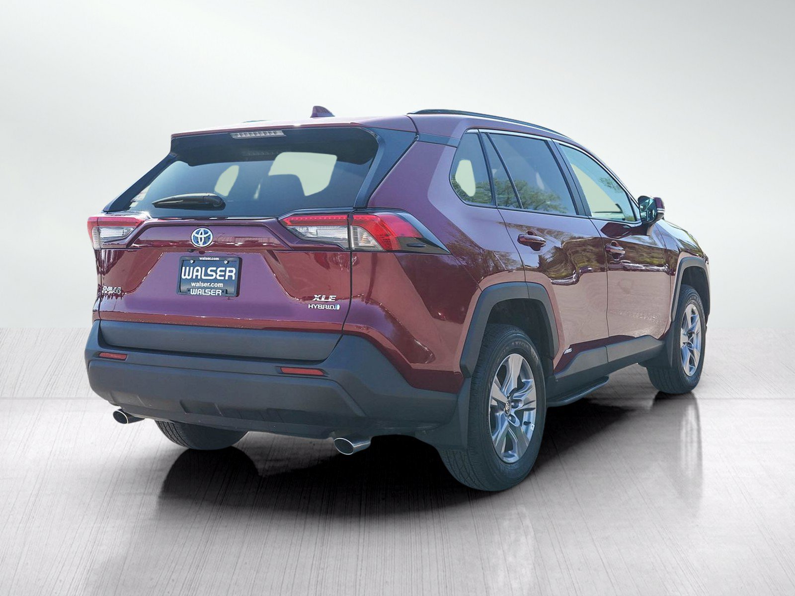 Used 2024 Toyota RAV4 XLE w/ Convenience Package AWD/4WD image 5