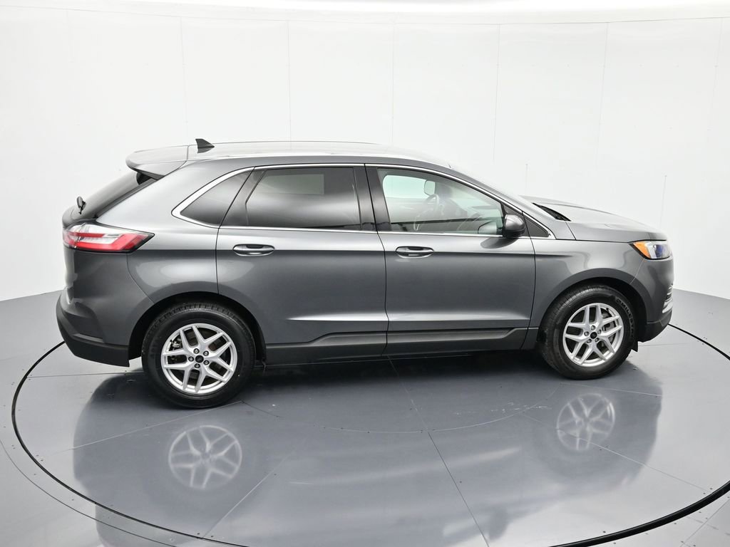 Used 2024 Ford Edge SEL image 31