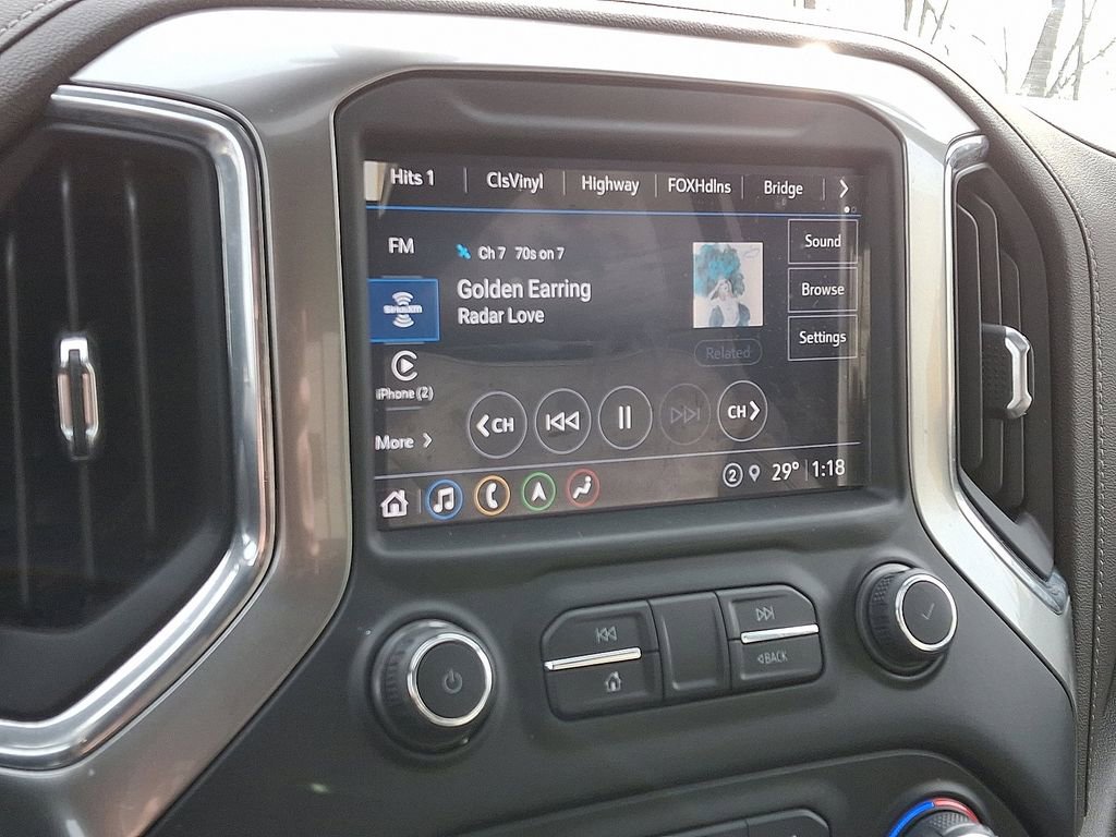 Used 2022 Chevrolet Silverado 1500 LTZ w/ LTZ Premium Package image 3