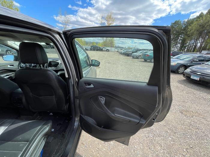Used 2013 Ford C-MAX SEL FWD image 27