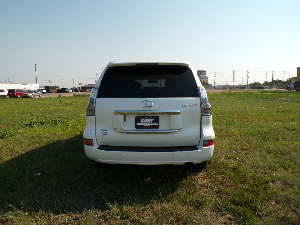 Used 2016 Lexus GX 460 AWD/4WD image 13