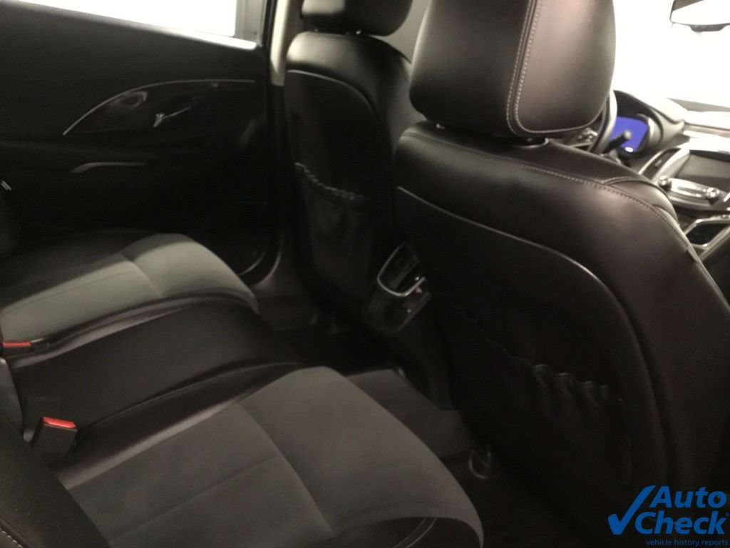 Used 2016 Buick LaCrosse FWD image 32